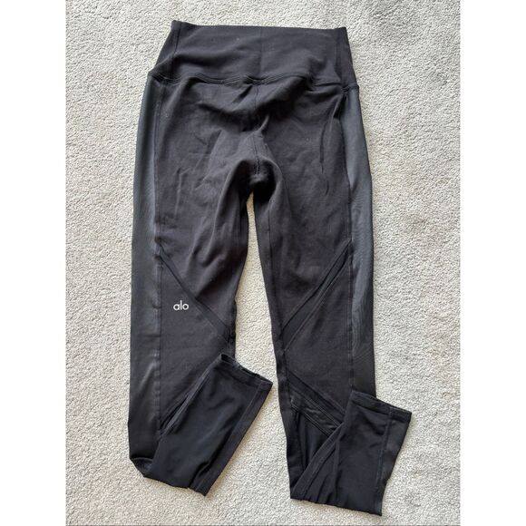 ALO YOGA Epic Leggings In Black sheer, Med $138 E11 - Picture 6 of 9